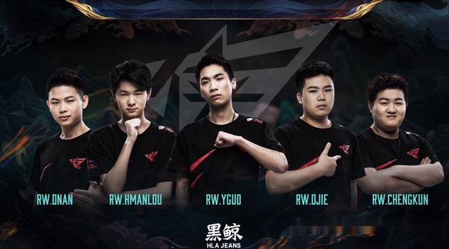 图片报评拜仁13名外租球员：帕利尼亚、努贝尔等4人大获成功